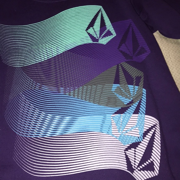 Volcom Sweatshirt - Picture 2 of 3